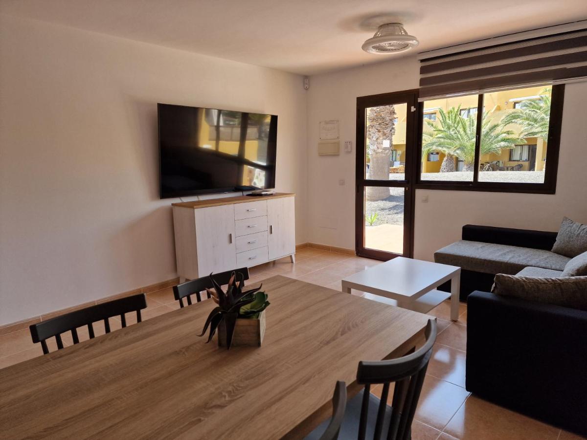 Casa Mari Y Jose Con Grandes Piscinas Y Wifi Gratis Apartment Corralejo Bagian luar foto