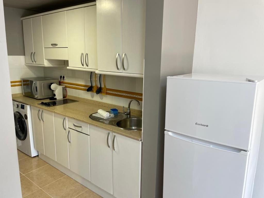 Casa Mari Y Jose Con Grandes Piscinas Y Wifi Gratis Apartment Corralejo Bagian luar foto